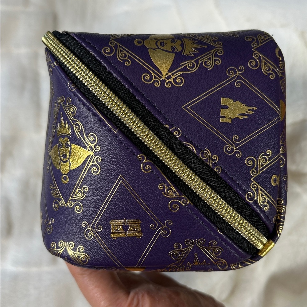 Bath & Body Works Purple and Gold Evil Queen Makeup Bag - Picture 6 of 6